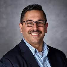 Daniel Machnik's Instagram, Twitter & Facebook