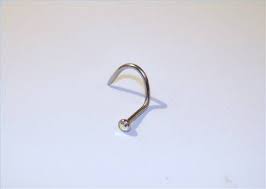 How To Remove A Nose Ring Or Stud Nose Ring Stud Nose Piercing Stud Nose Ring