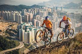 Although one would thinks that cycling in midst of skyscrapers and crowds of people is quite difficult, there are. Trans Hong Kong Mountain Bike Action Magazine