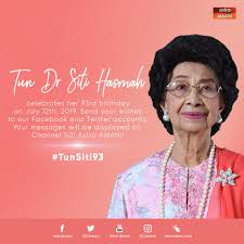 Age knows no bounds for their public displays of affection, playful. Tunsiti93 Hashtag On Twitter