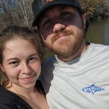 Who can do a good Farrah cut?