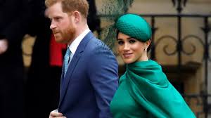 Prinz harry und herzogin meghan sind zum zweiten mal eltern geworden, ihr zweijähriger sohn archie ist jetzt ein großer bruder. Prinz Harry Meghan Markle Abschiedsessen Fur Ihr Team Und Es Flossen Tranen Bunte De