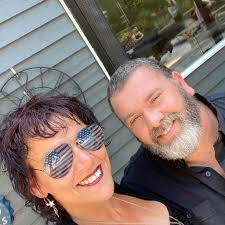 Monica Wolff's Instagram, Twitter & Facebook