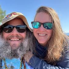 Kimberly Kniffin's Instagram, Twitter & Facebook