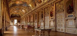 Museum terkenal di paris tts. Museum Louvre Paris Museum Seni Terbesar Di Dunia Sun Education
