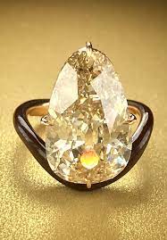 Diamond And Ceramic Ring By James De Givenchy For Taffin Photo By Kremkow This Ring Is Scarlett Johansson S E Jewelry Design Diamond Fashion Jewelry Jewelry
