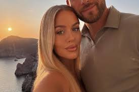 Who is Shawn Mendes' close friend and collaborator Mike Sabath? The music  producer has worked with Liam Payne, Selena Gomez and Sabrina Carpenter,  and was just seen hugging the 'Stitches' singer in LA