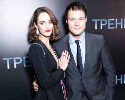 Козловский бросил зуеву с годовалым ребёнком. Kozlovskij Gde Zhivet Danila Kozlovskij Biografiya Lichnaya Zhizn Semya Zhena Deti Foto Lichnaya Zhizn Danily