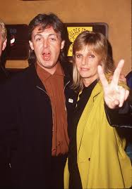 Paul mccartney has talked about losing his wife linda, who was a musician, photographer and animal rights activist. Paul Mccartney Says Dead Wife Linda Came Back To Him As A Squirrel