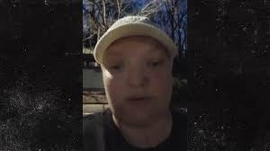 Jelly Roll, Bunnie XO Make Shirts for Student Disciplined for School Project