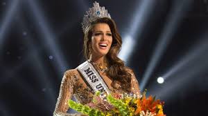 É um dos eventos mais vistos no mundo, com uma audiência internacional de cerca de um bilhão de telespectadores em mais de 180 países. The Crownless Queen Iris Mittenaere The Great Pageant Community