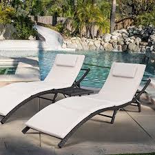 Pin By Elias Khalife Elias Khalife On Dream House Exterior In 2020 Pool Lounge Chairs Lounge Chair Outdoor Outdoor Chaise Lounge Chair