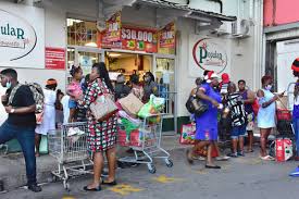 Last-minute rush | Barbados Advocate