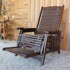 Kami menjual kursi lipat, kursi lipat anak, kursi lipat kayu dan kursi lipat lesehan. Jual Kursi Malas Lipat Minimalis Jati Jepara Terbaru