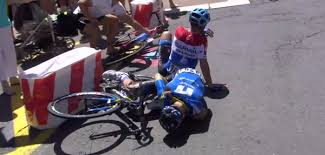 As ever, the grand finale and the crowning of the tour de france champion. Tour De France On Twitter Chute De Sebaslangeveld Et Delacruz Sbd Sebaslangeveld And Delacruz Sbd Fall Tdf Http T Co Eqwgoqei5d