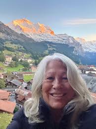 Bailey's Window Cleaning staff assist a woman in need in Redlands,  California