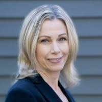 Erin Goetz's Instagram, Twitter & Facebook