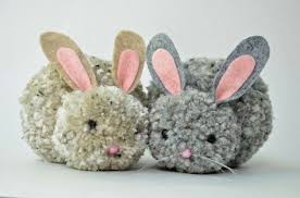 Osterhasen Basteln Kindern Bastelideen Pompom Garn Beige Grau Hasenrosa Ohren Osterhasen Basteln Kinder Osterhasen Basteln Ostern Hasen Basteln