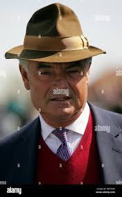 Paul cole hi-res stock photography and images