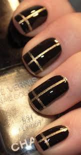Black And Gold Pattern Nails 29 Amazing Nail Art Cross Nails Gold Nails Black Gold Nails