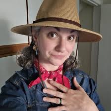 This morning I had the honour to sing during Mr Peter Schembri's funeral in  Qormi and I could definitely see that he was truly loved by his family as  the church was