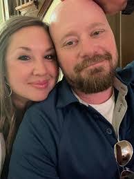 Donna Mayes's Instagram, Twitter & Facebook