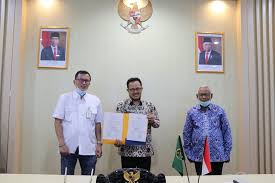 Tidak sedang menerima kredit atau pembiayaan dari perbankan dan kur. Portal Berita Pemerintah Kota Yogyakarta Bumn Bantu Apd Ketersediaan Aman Hingga Mei