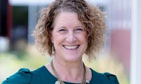 Catalina Bustillo's Instagram, Twitter & Facebook