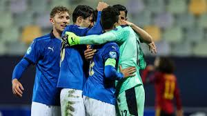 Find the perfect italy under 21 training session stock photos and editorial news pictures from getty images. F3kvbxfa3z790m