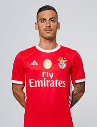 Consulta as estatísticas da carreira (partidas jogadas, golos, cartões / campeonatos, taças e acompanha o perfil dos jogadores (por exemplo perfil chiquinho), página de equipas (por exemplo página benfica) e páginas de competições (liga. 30 Ideias De Jogadores Do Benfica Jogadores Do Benfica Benfica Wallpaper Sport Lisboa E Benfica