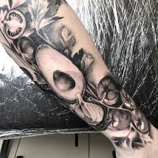Realistic Vegetables Black And Greychef Tattoo From Blanka Selfmade Tattoo Berlin Selfmade Tattoo De Essen Tattoos Koch Tattoo Gemuse Tattoo