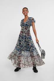 Chez zalando, nous sélectionnons les articles les plus susceptibles de vous intéresser et veillons à ce que vous ayez accès aux meilleures marques de. Robe Longue Camouflage Desigual Robe Femme Desigual Vetements Femme Mode Ventes Pas Cher Com