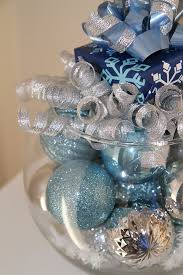 Etsy Wednesday 7 Unique Holiday Centerpieces Holidays Christmas Silver Christmas Decorations Holiday Centerpieces Christmas Centerpieces