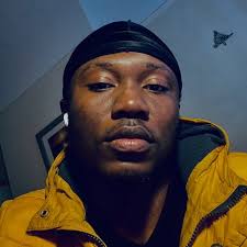 Neymar Jr. took fan engagement to a whole new level! 🎥⚽️ He played with a  camera attached to his Santos jersey, giving fans a first-person view of  the action. Imagine experiencing the