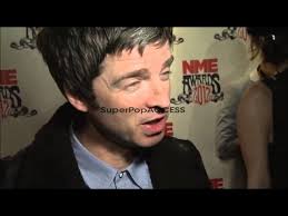 Noel talks about Sonny and Donovan with Russell Brand