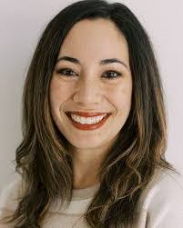 Jennifer Abdullah's Instagram, Twitter & Facebook