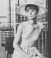 This movie was written by george axelrod, who penned several great movies, including the adapted screenplay for breakfast at tiffany's (1961), starring audrey hepburn. Paris When It Sizzles Images On Favim Com