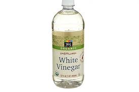 15 Reasons Why White Vinegar Is The Most Magical Household Ingredient In 2020 Distilled White Vinegar Vinegar White Vinegar