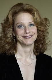 Debra Wingard's Instagram, Twitter & Facebook