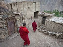Dan feyer says that you need to select the ones that are right for you. Monks In Lamayuru Ladakh India Puzzle For Sale By Travel Photographer Specialized In Asia Sylvain Brajeul