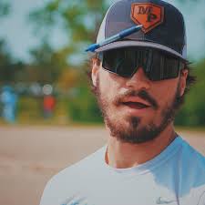 Our coaches are hard at work every game and practice preparing our players  for the next level in baseball and life. 📸 @max.varon