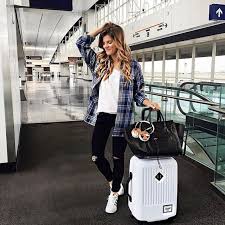 What To Wear In 50 Degree Weather For All Occasions Outfit Ideas Hq Fashion Travel Outfit Summer Airplane Outfit Airplane Outfits