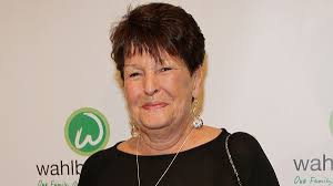 Alma Wahlberg, mom of actors Mark and Donnie and star of 'Wahlburgers,'  dead at 78