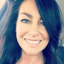 Erin Bauer's Instagram, Twitter & Facebook