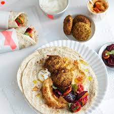 Rezept Falafel Mit Rote Bete Salat Und Hummus Rote Bete Salat Tajine Rezepte Rezepte