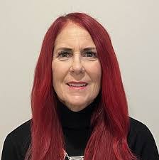 Ella Chalk's Instagram, Twitter & Facebook