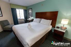 Double bed guest rooms are ideal for family or business travelers. Holiday Inn Express San Diego Sea World Beach Area Review What To Really Expect If You Stay