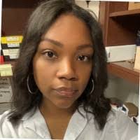 Jennifer Arcos's Instagram, Twitter & Facebook