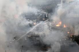 Api baru bisa dipadamkan pada pukul 06.00 wib dengan melibatkan 28 unit mobil pemadam kebakaran. Zrmkxvwdivw2sm