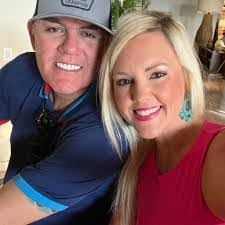 Samantha Doss's Instagram, Twitter & Facebook